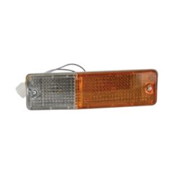 CUARTO FRONTAL NISSAN 720 81-93 BICOLOR C/FOCO DERECHO DEPO 013232600
