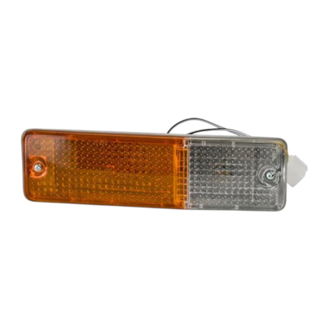 CUARTO FRONTAL NISSAN 720 81-93 BICOLOR C/FOCO IZQUIERDO DEPO 013232600